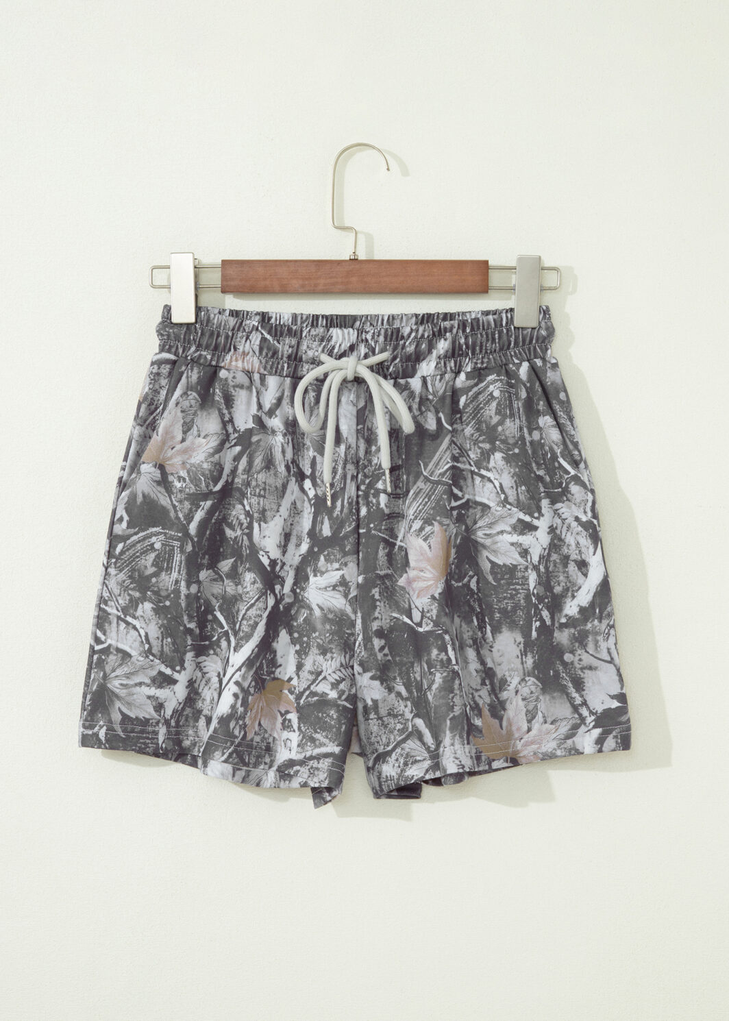 Gray Abstract Maple Leaf Printed Tie Elastic Waist Shorts