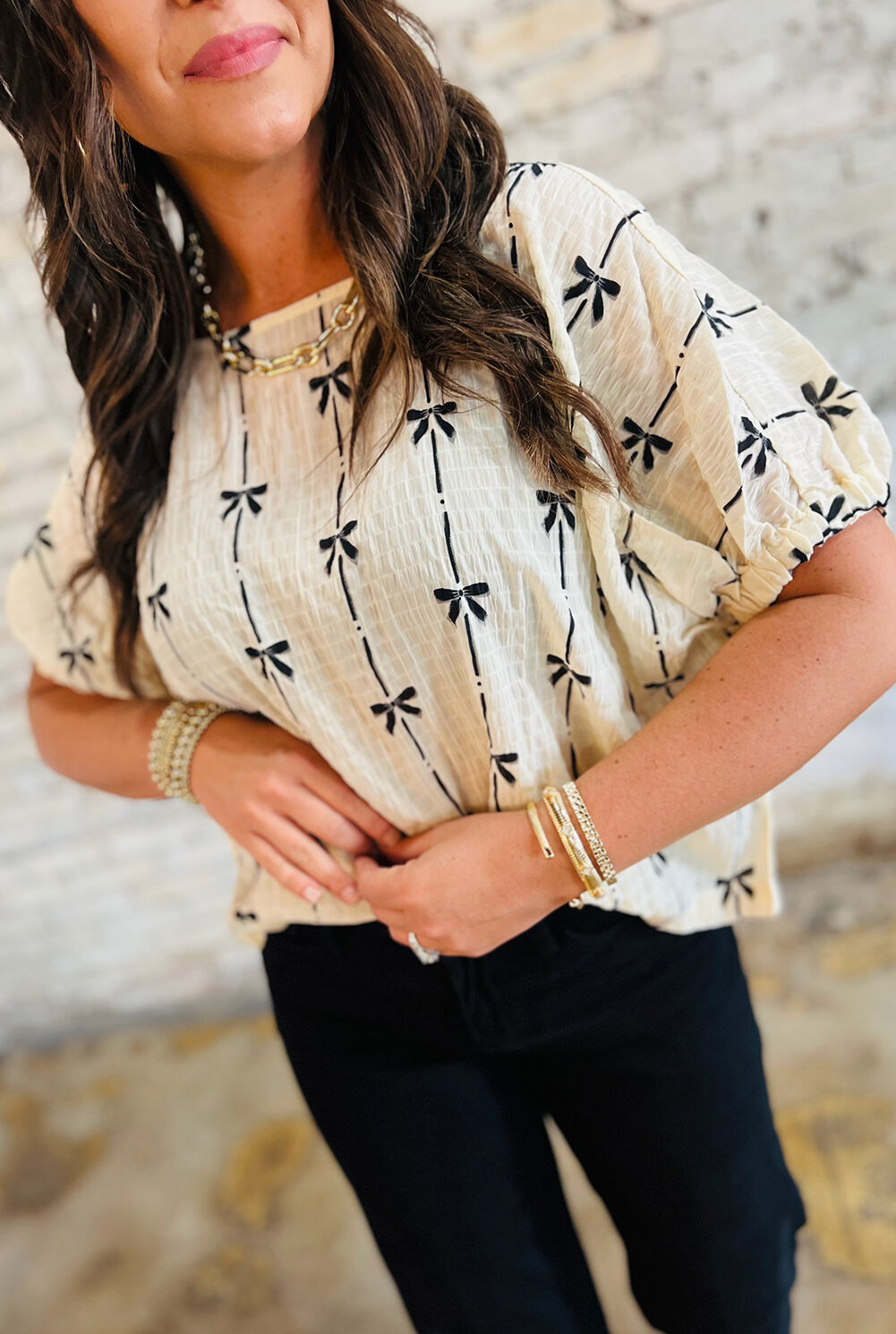 Beige Bow Print Puff Short Sleeve Top