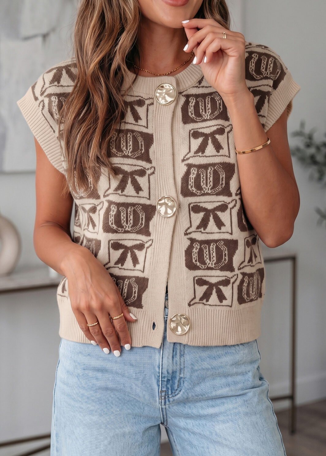 Brown Western Horseshoe Bow Pattern Button Front Sleeveless Knit Sweater