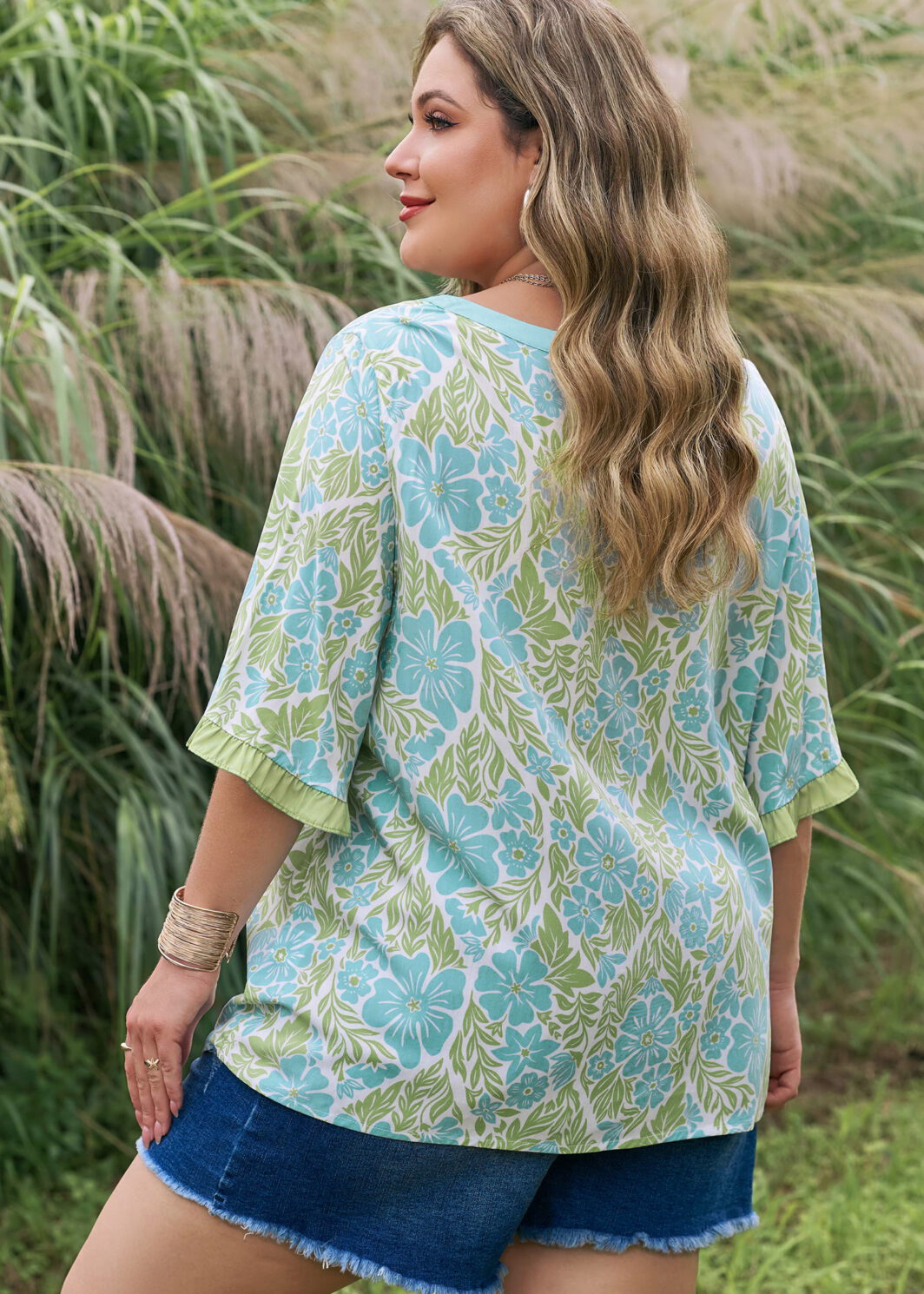 Sky Blue Plus Size Floral Print Frilled Color Block Trim Short Sleeve Blouse