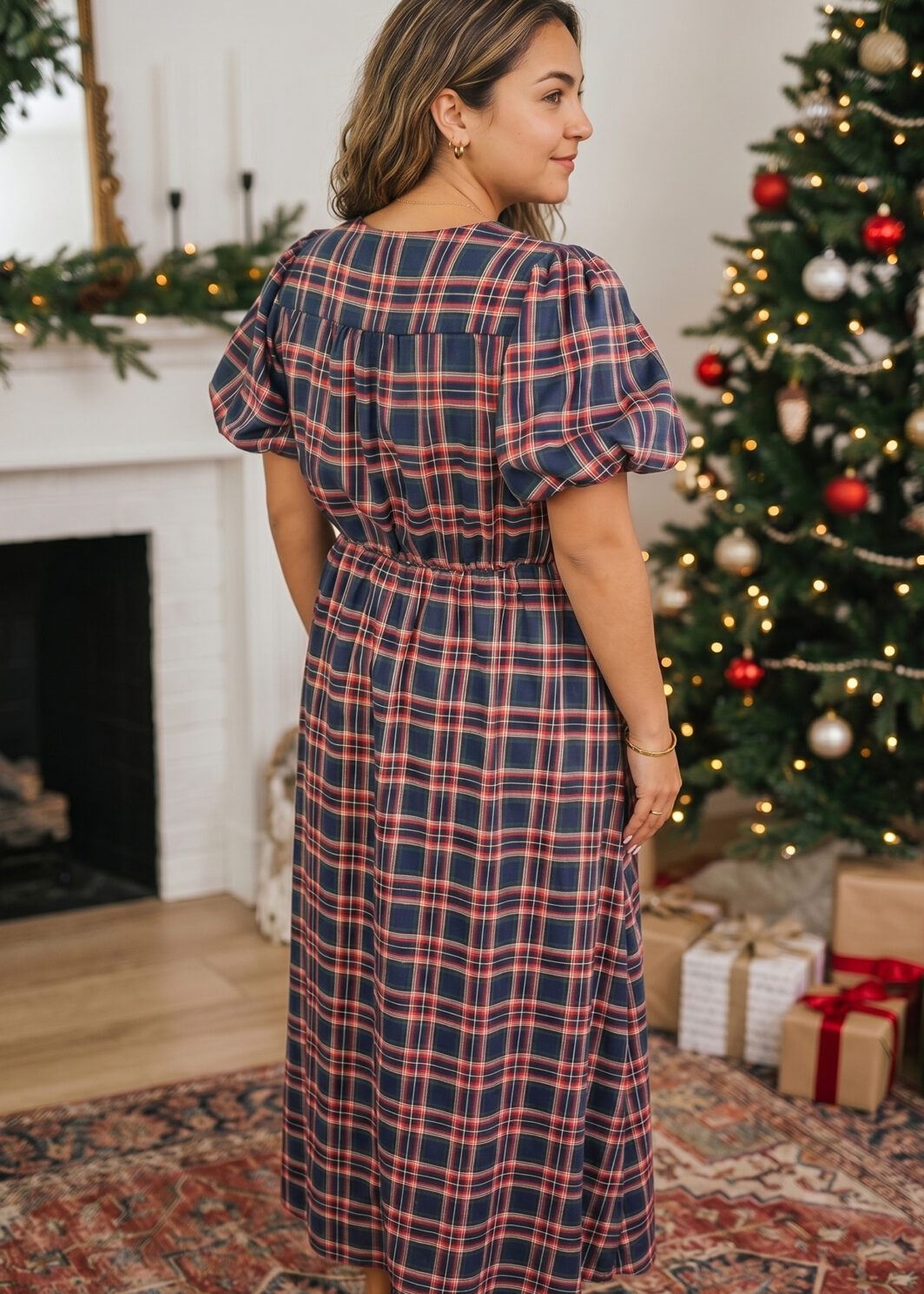 Black Plaid V Neck Belted Waist Short Sleeve Plus Size Dress