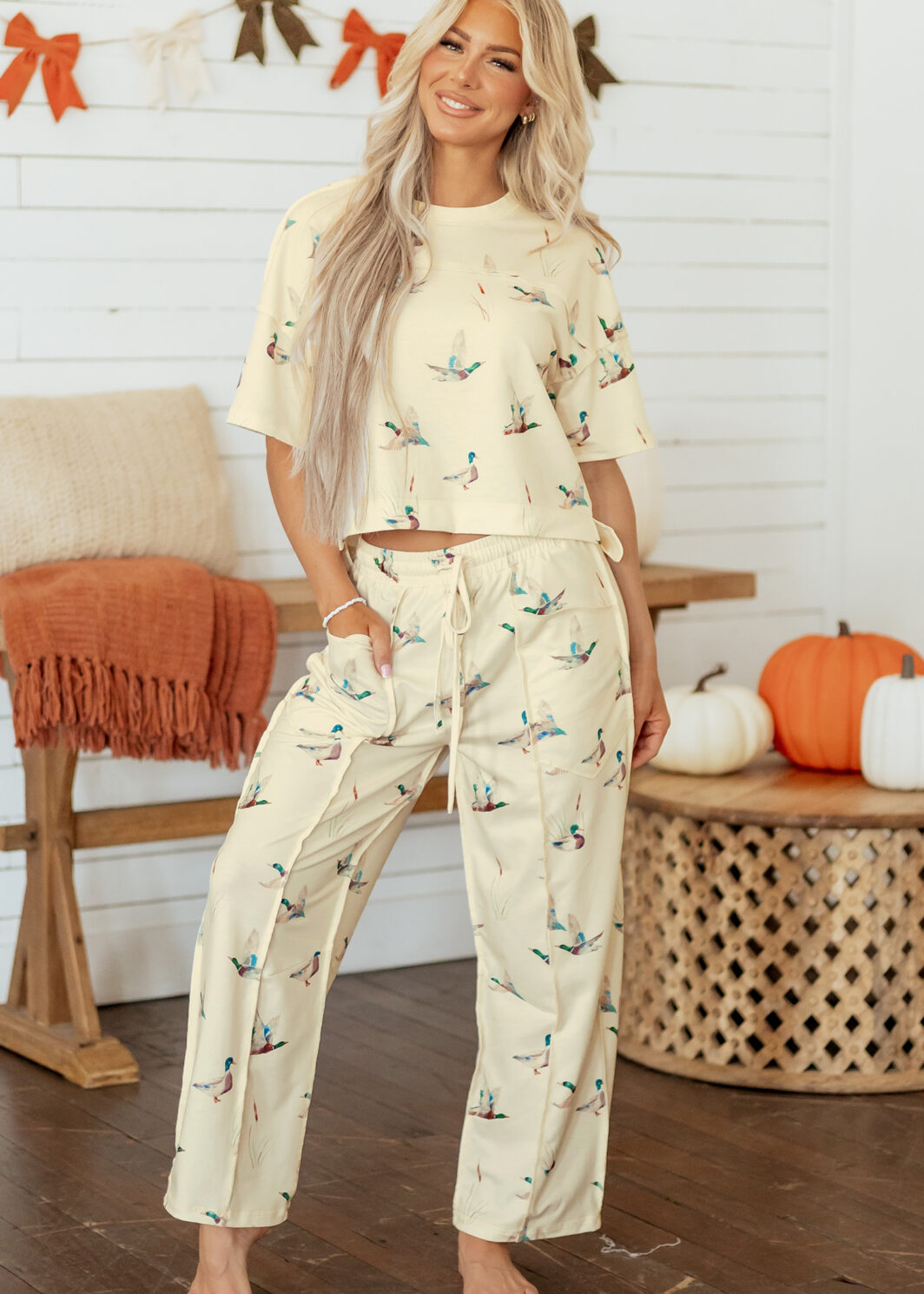 Beige Duck Print Short Sleeve Top Pocket Pants 2pcs Casual Set